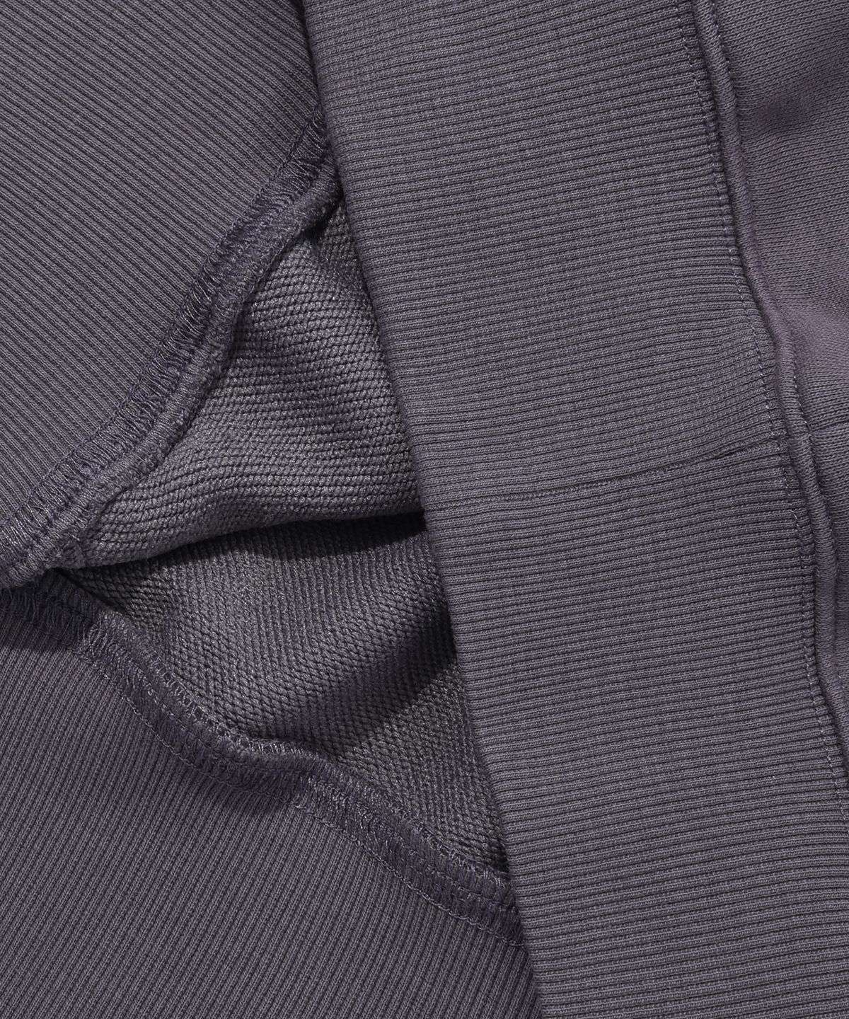 피지컬 디파트먼트(PHYSICAL DEPARTMENT) METAL STRAWBERRY CROP HOODIE PURPLE CHARCOAL