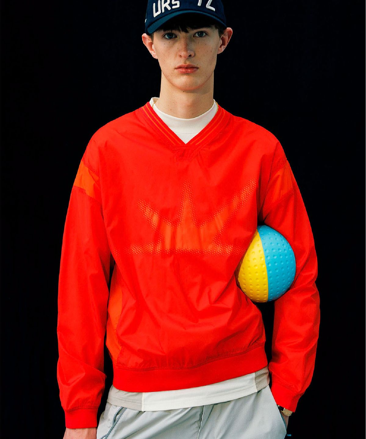썬러브투어(SUNLOVETOUR) Aero V Pullover Red