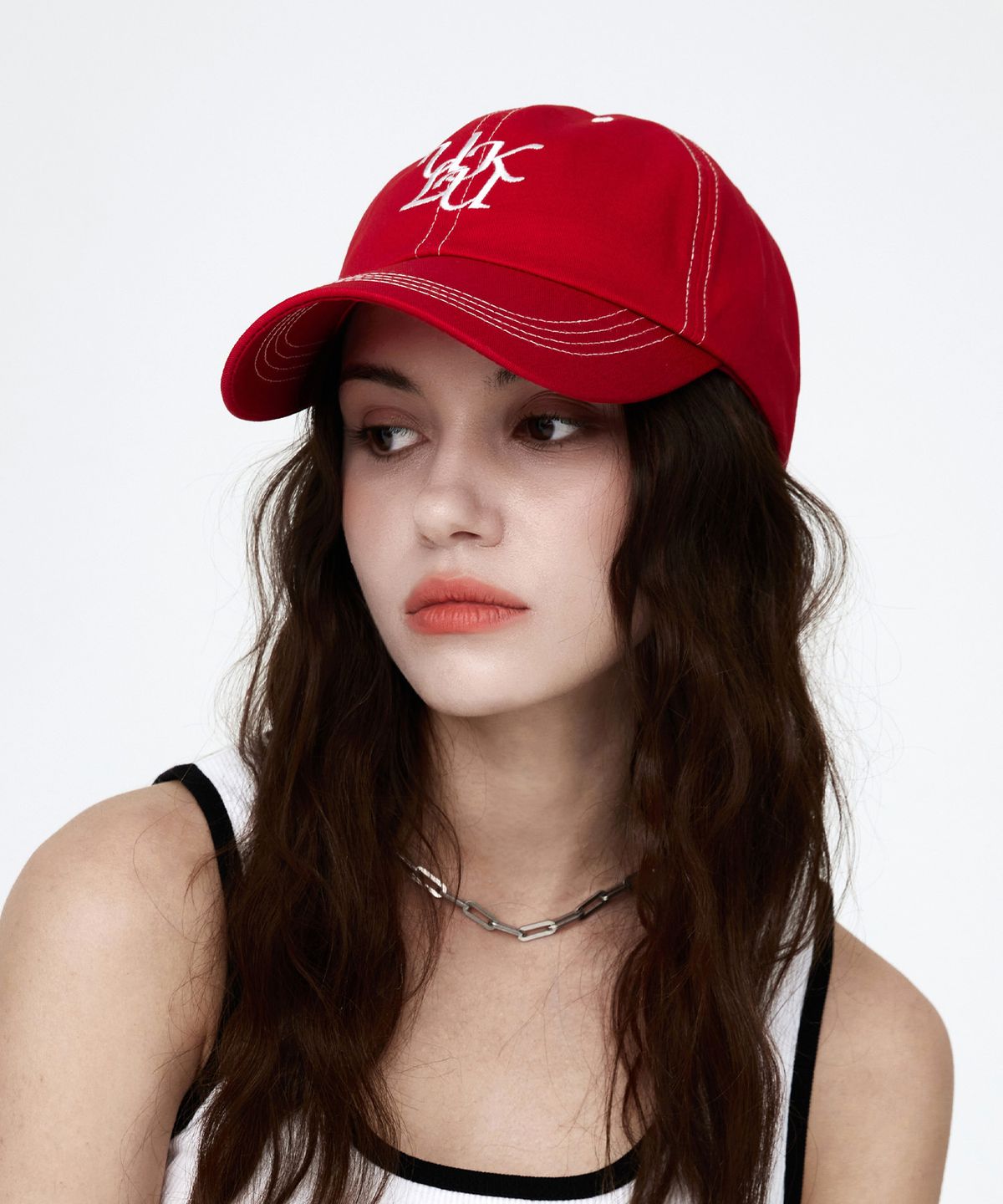 유룩(ULUK) 루시다 스티치 자수 볼캡_Red