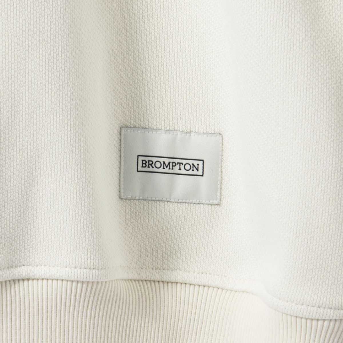 브롬톤 런던(BROMPTON LONDON) JACQUARD SWEATSHIRT - IVORY (P241USW405)