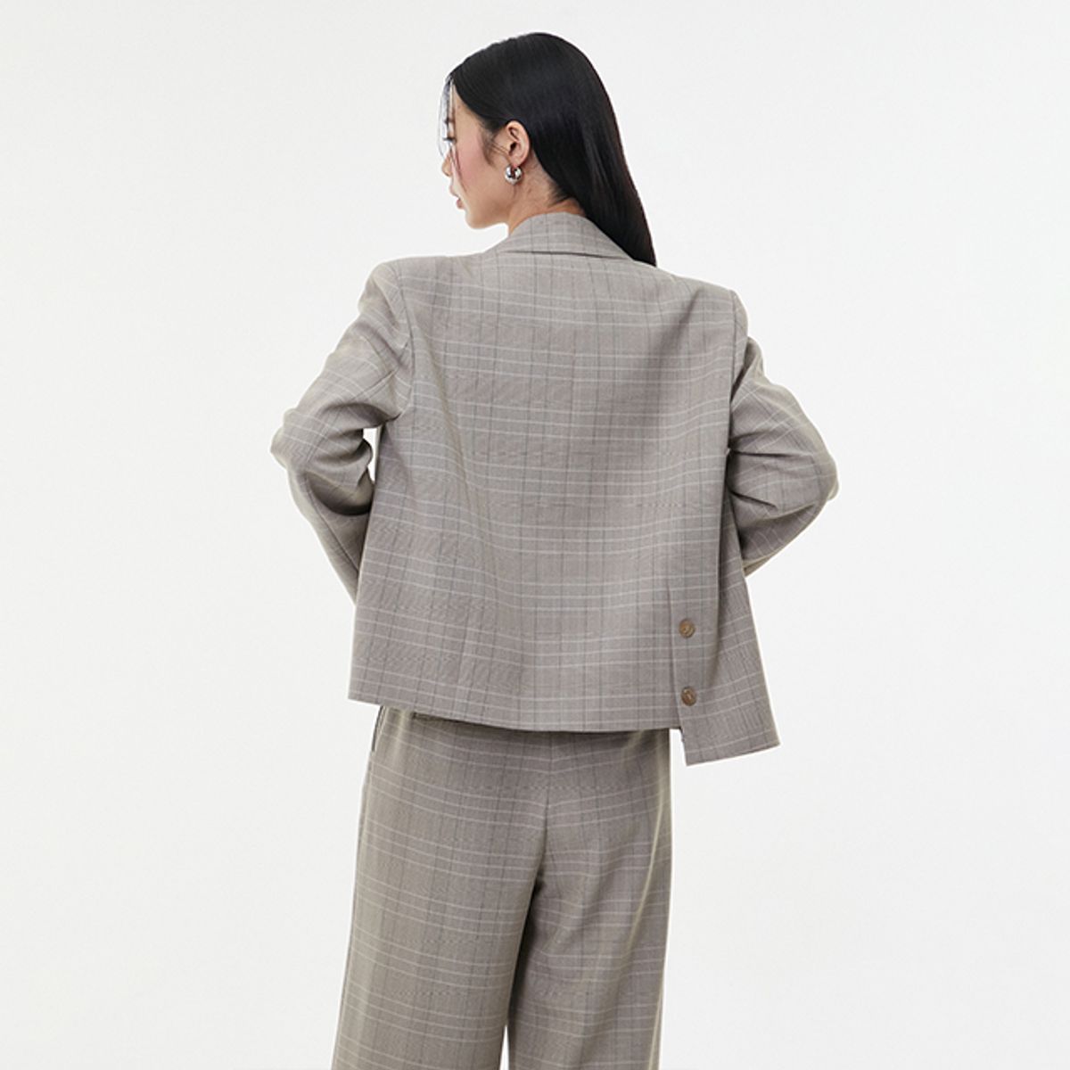 랩(LAP) (SET-상의) 언발여밈 박시 크랍 자켓 AQ1WJ265