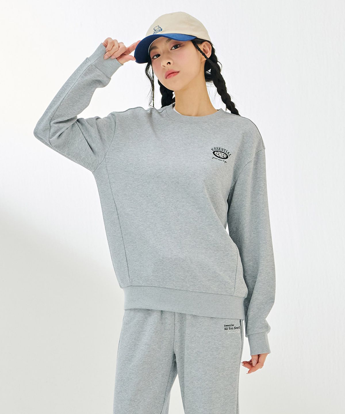 체이스컬트(CHASECULT) 공용 에센셜 맨투맨 티셔츠-DAZU5101B0B