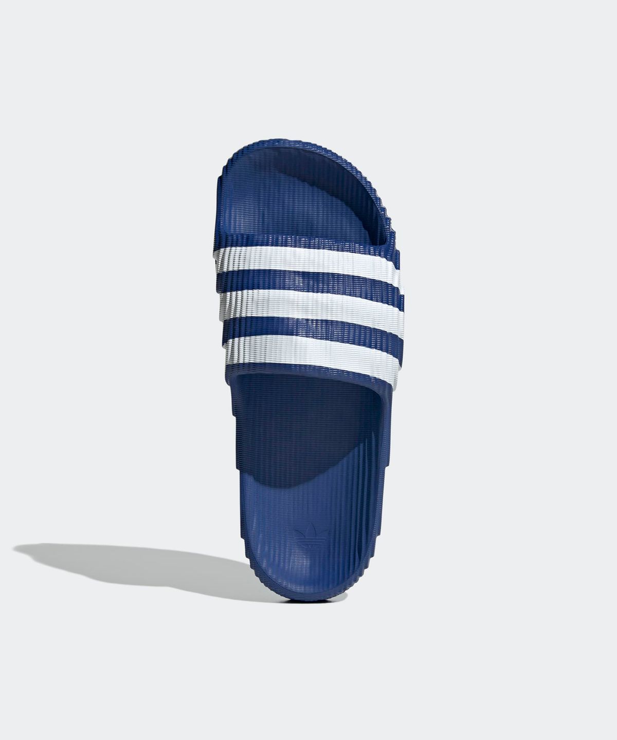 아디다스(ADIDAS) 아딜렛 22 - 블루:화이트 / IF3667