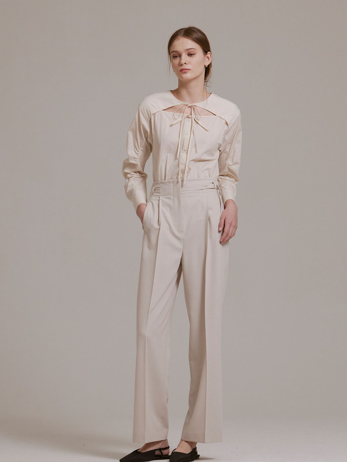 헌치(HUNCH) Belted two button highwaist pintuck pants (2color)