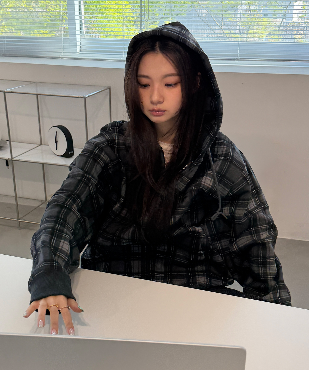 챈스챈스(CHANCECHANCE) CEC CHECK ZIP-UP HOODIE(CHARCOAL)