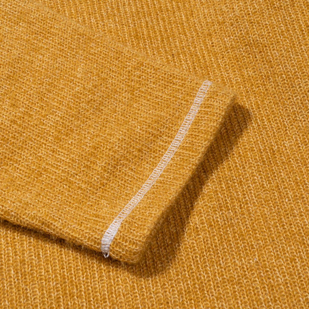 엑스트라오디너리(EXTRAORDINARY) SHORT HAIRY LONG SLEEVE  YELLOW