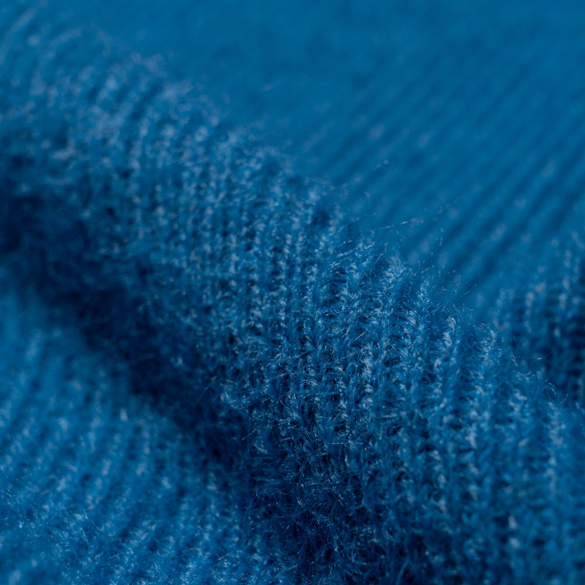 엑스트라오디너리(EXTRAORDINARY) SHORT HAIRY LONG SLEEVE  BLUE
