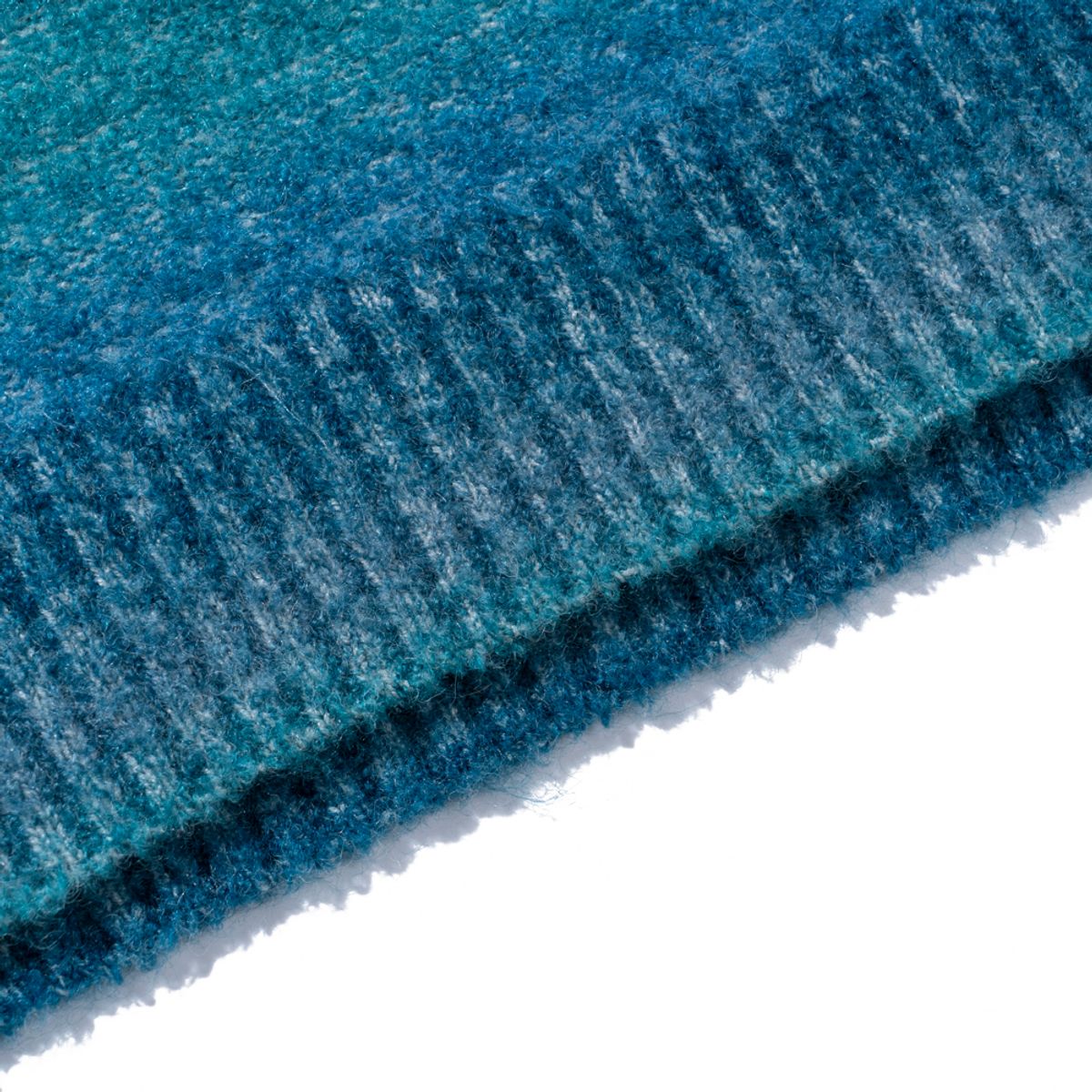 엑스트라오디너리(EXTRAORDINARY) GRADATION SWEATER  BLUE