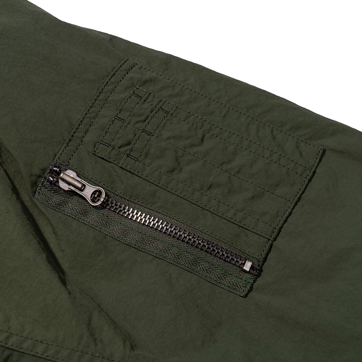 엑스트라오디너리(EXTRAORDINARY) PUCKERING POCKET JUMPER  KHAKI
