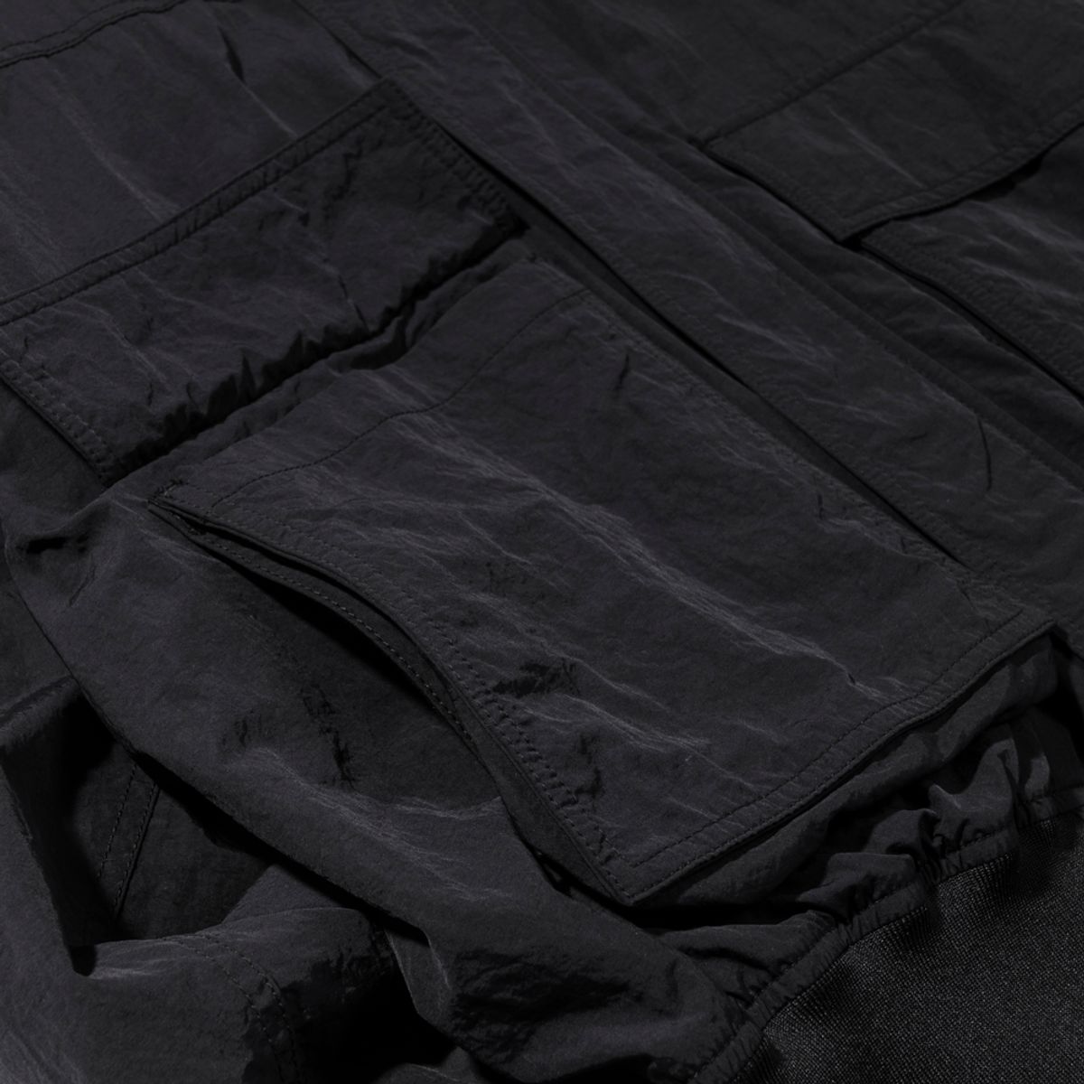 엑스트라오디너리(EXTRAORDINARY) PUCKERING POCKET JUMPER  BLACK