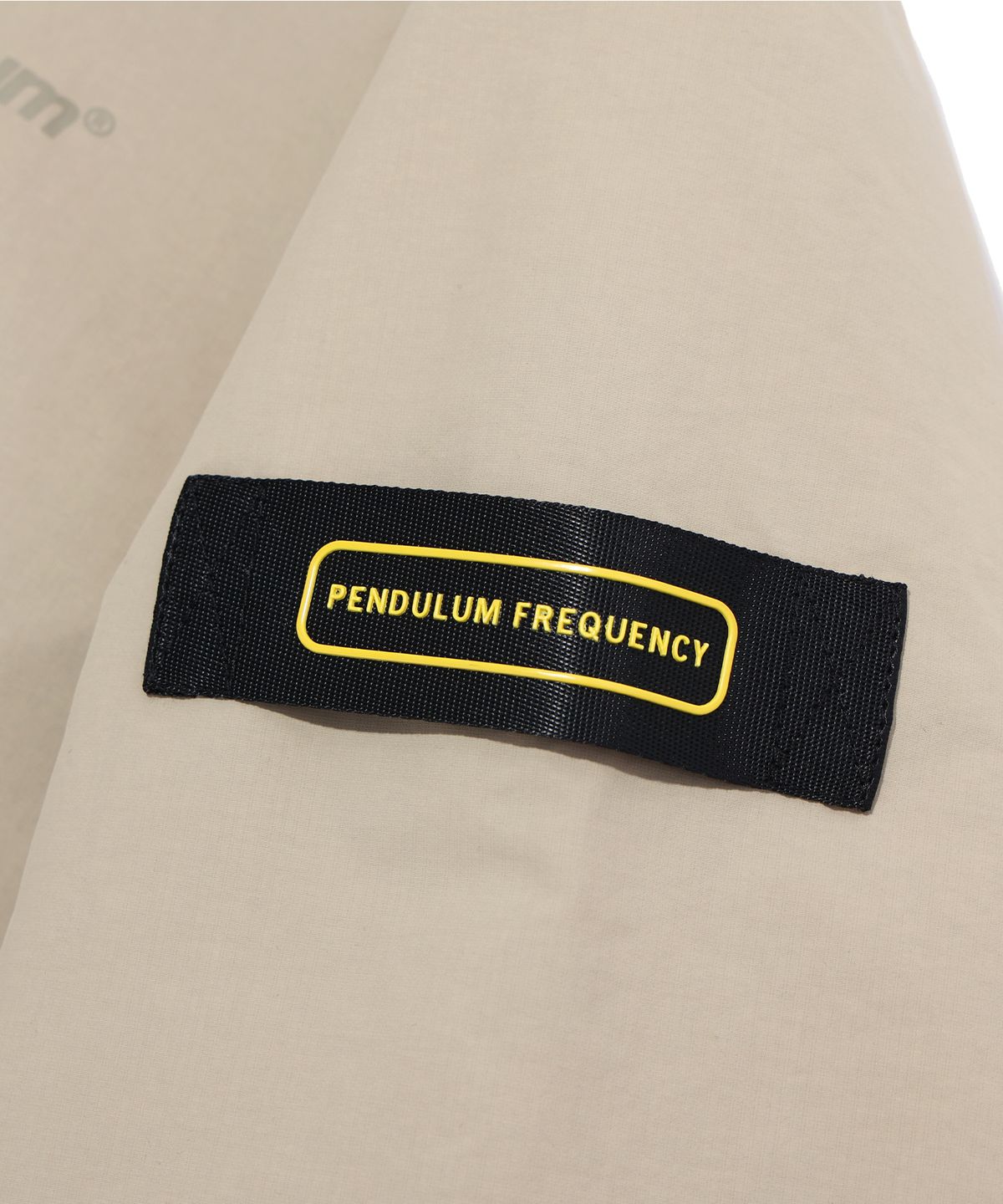 펜듈럼(PENDULUM) 더블 포켓 후드 점퍼 BEIGE (LO1JU027-005)