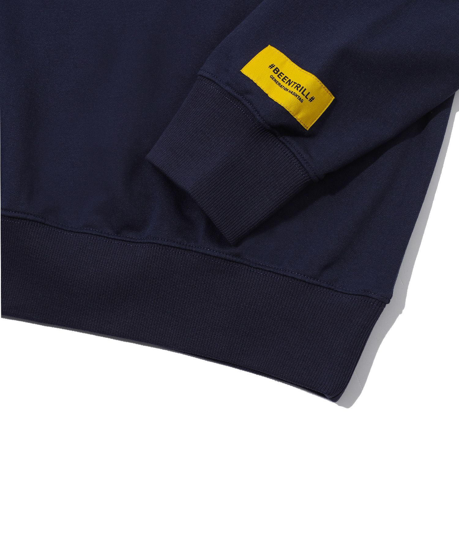 MUSINSA | BEENTRILL Spray Hashtag Overfit Sweatshirt (Violet)