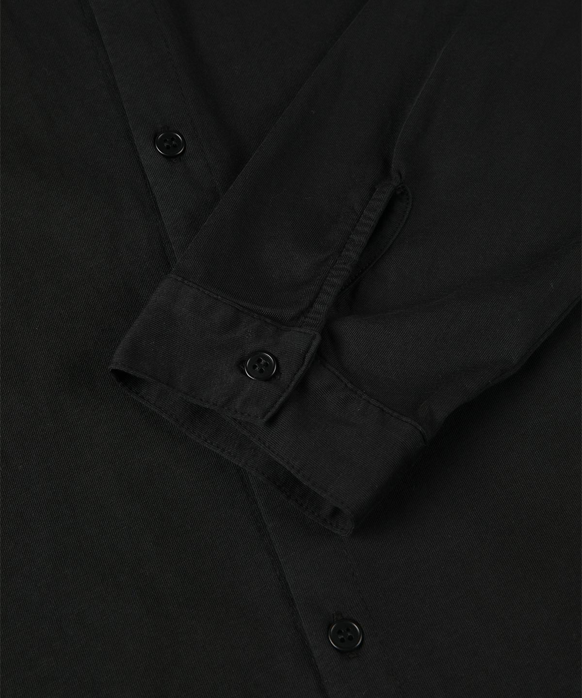 빠니깔레(PANICALE) 블랙 슬림핏 다잉 면 셔츠
