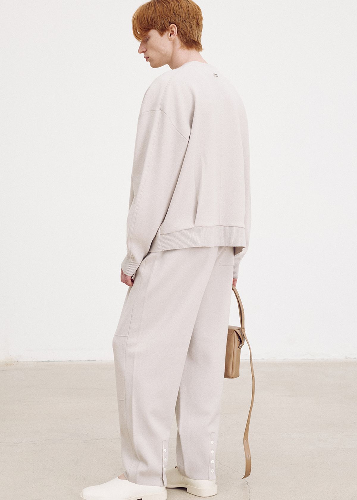 우마뭉(UMARMUNG) Elastic cotton curved sleeve cardigan_Fog