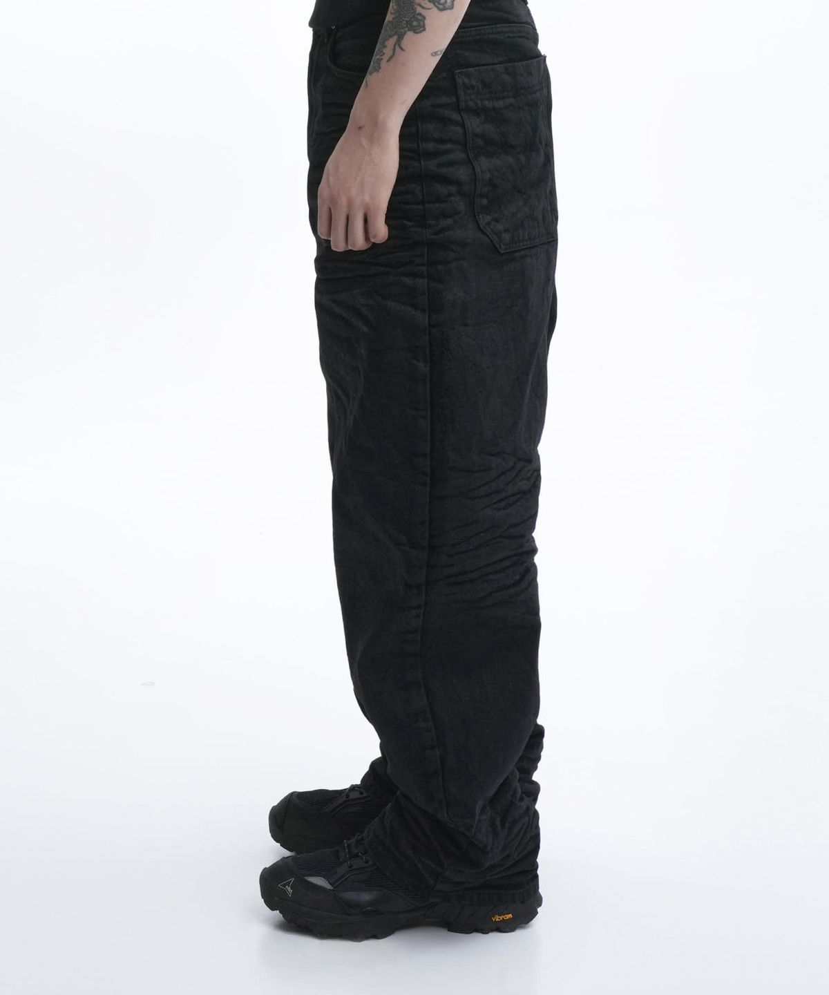 오픈야드(오와이)(OPENYARD(OY)) E.W COATING JEANS-BLACK