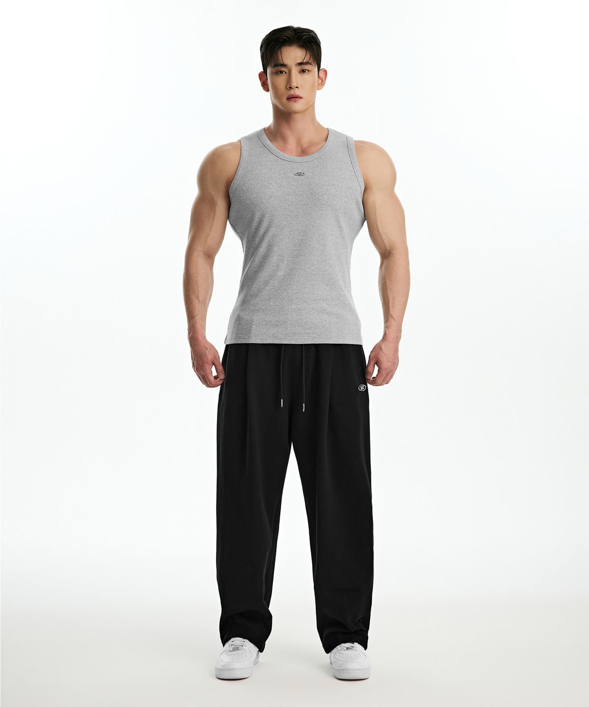 본투윈(BORN TO WIN) B PENDANT RIBBED SLEEVELESS [MELANGE GREY]