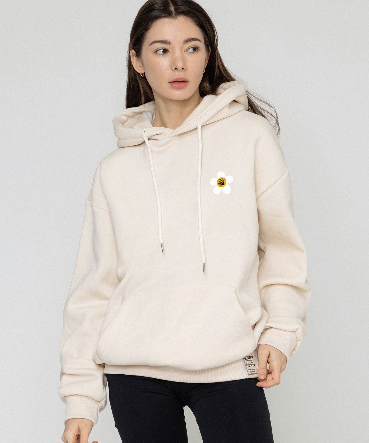 그레이버(GRAVER) [UNISEX]TYL 스몰 플라워 도트 스마일 후드티_크림