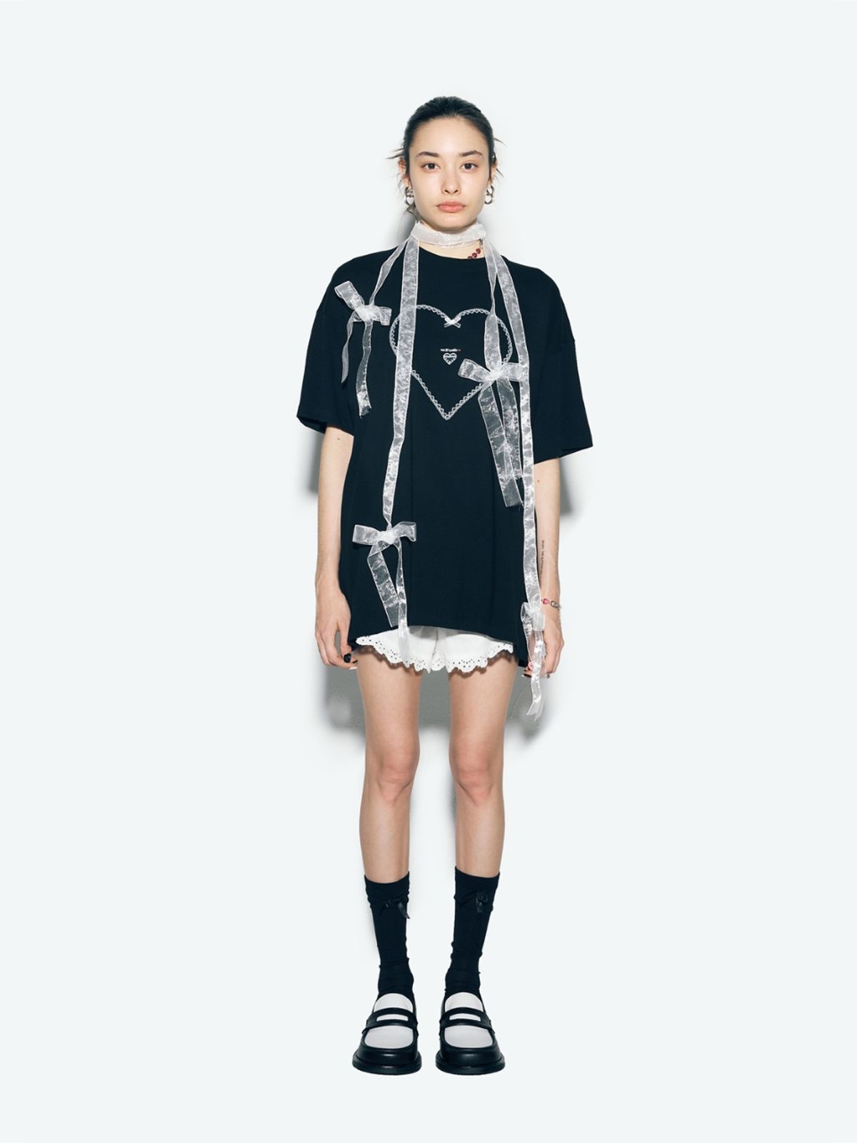 에즈이프 캘리(ASIF CALIE) LACE HEART OVERSIZED T-SHIRT BLACK
