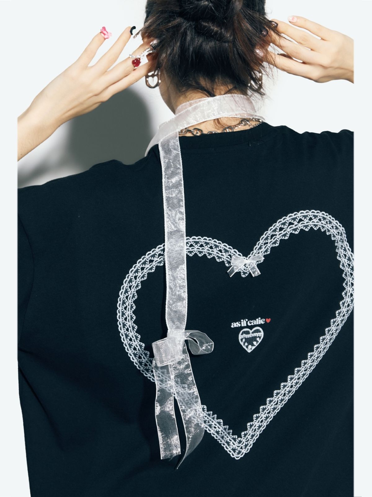 에즈이프 캘리(ASIF CALIE) LACE HEART OVERSIZED T-SHIRT BLACK