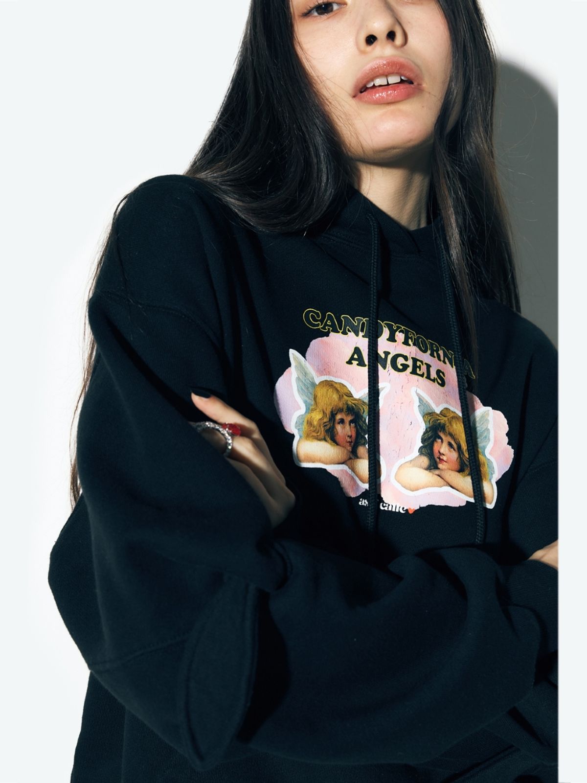 에즈이프 캘리(ASIF CALIE) ANGEL WINGS HOODIE BLACK