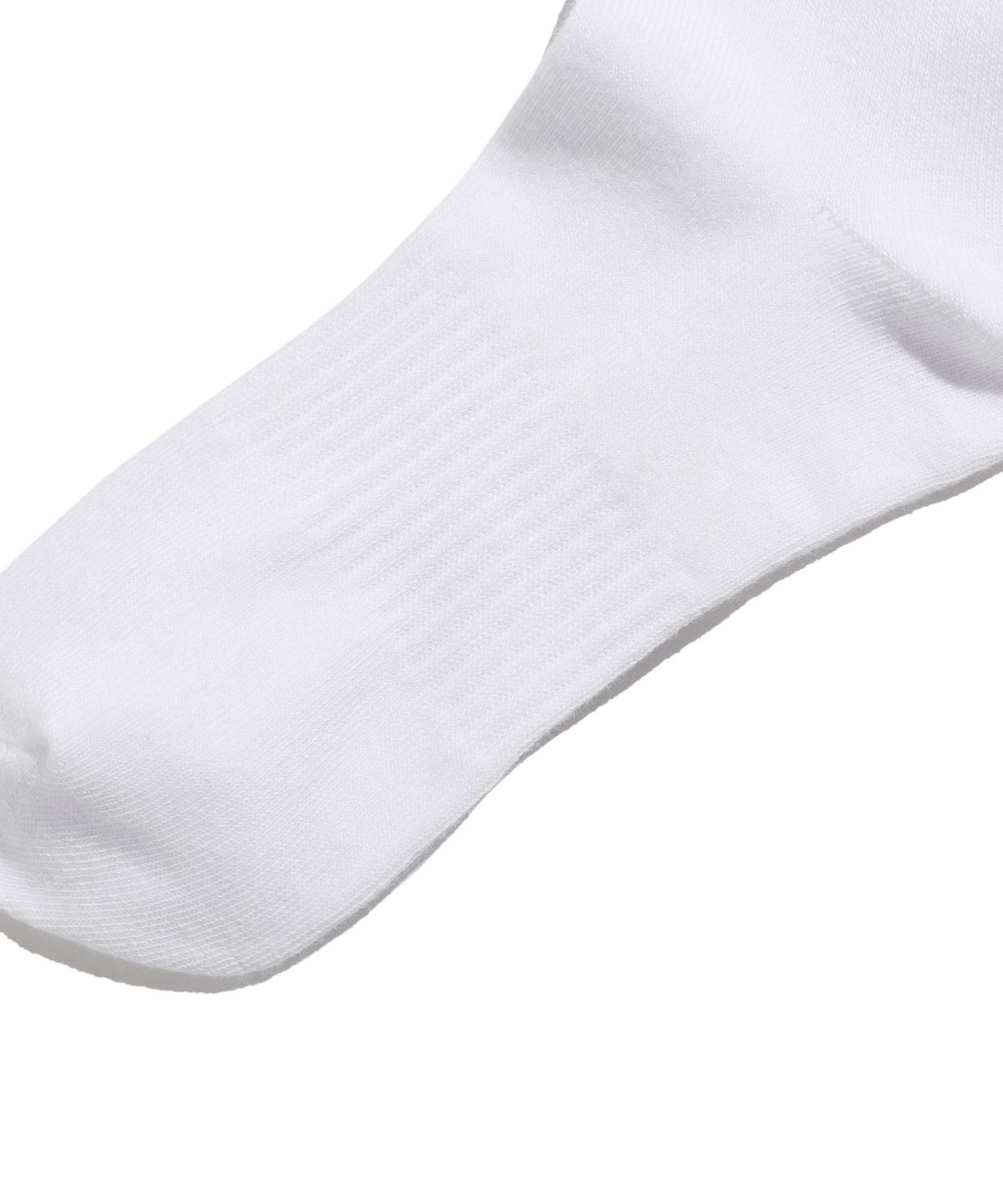 나이스고스트클럽(NICEGHOSTCLUB) FFATS MID CALF SOCKS_WHITE(NG2ESUAB60A)