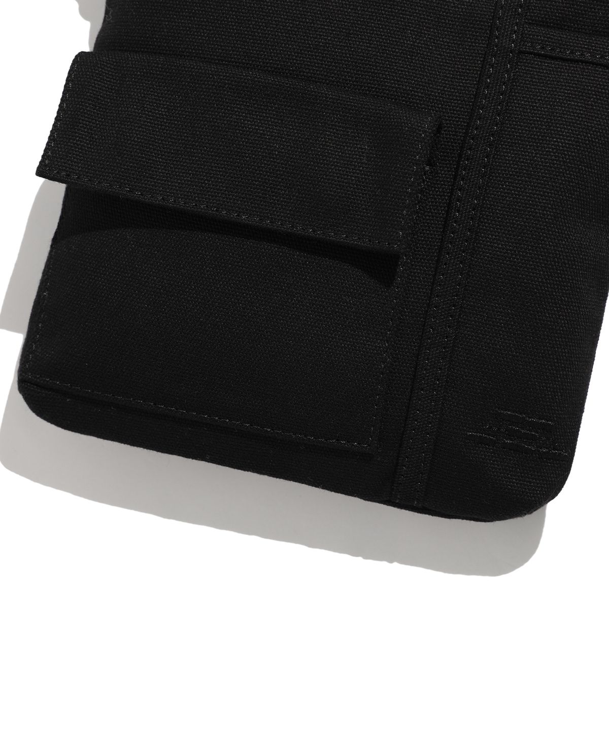 나이스고스트클럽(NICEGHOSTCLUB) FFATS SACOCHE BAG_BLACK(NG2ESUAB44A)