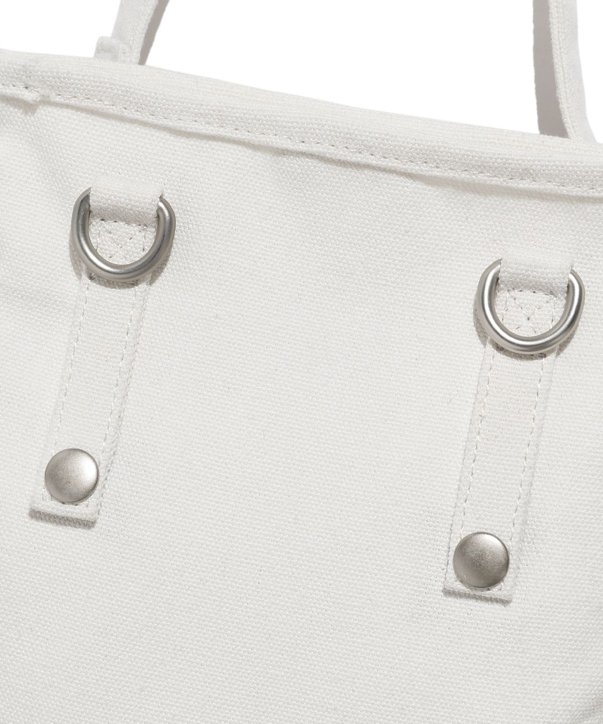 나이스고스트클럽(NICEGHOSTCLUB) FFATS SACOCHE BAG_WHITE(NG2ESUAB44A)
