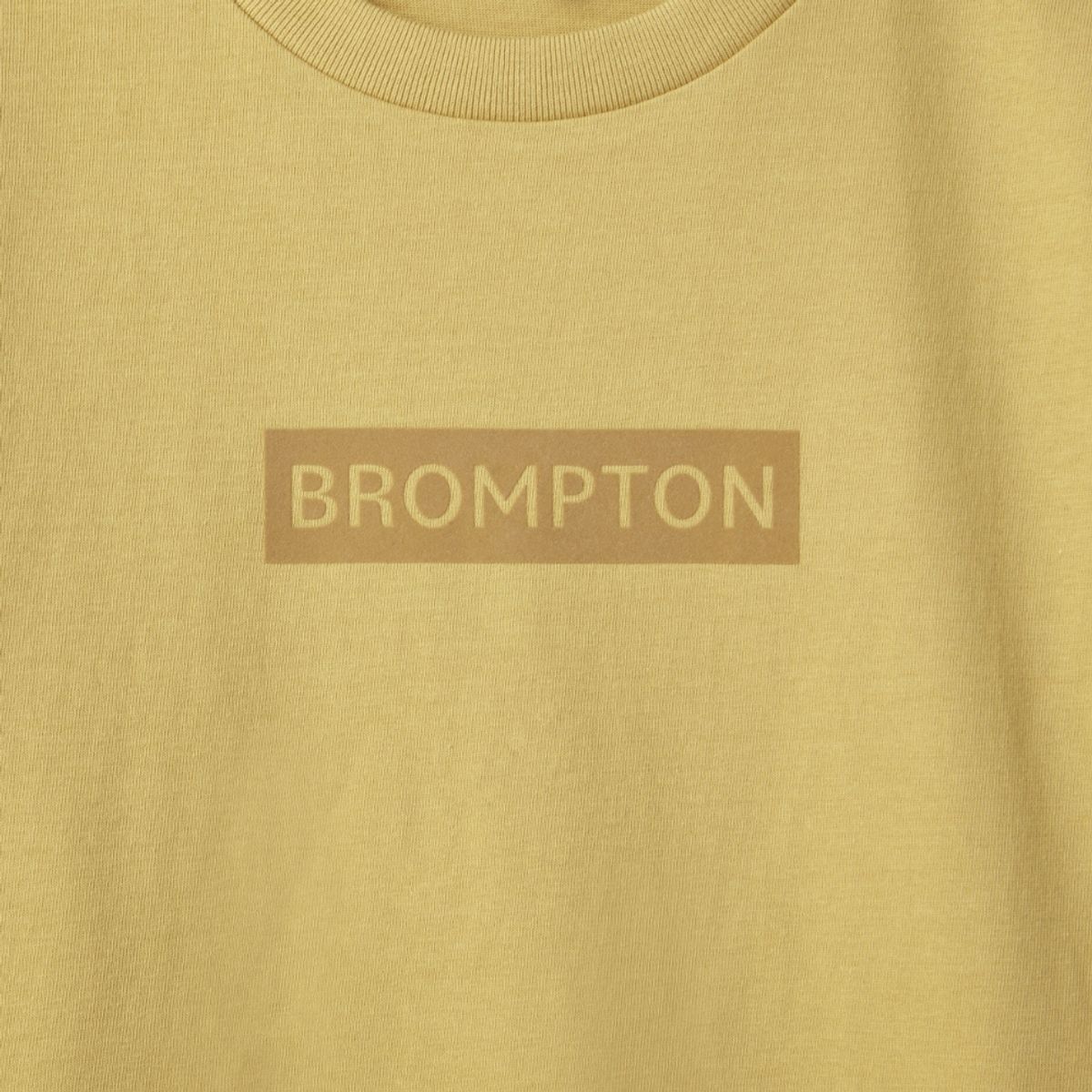 브롬톤 런던(BROMPTON LONDON) CHEST LOGO FLOCK T-SHIRT - MUSTARD (P242UTS412)