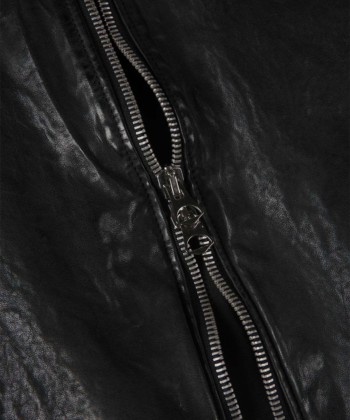 빠니깔레(PANICALE) 블랙 램스킨 점퍼