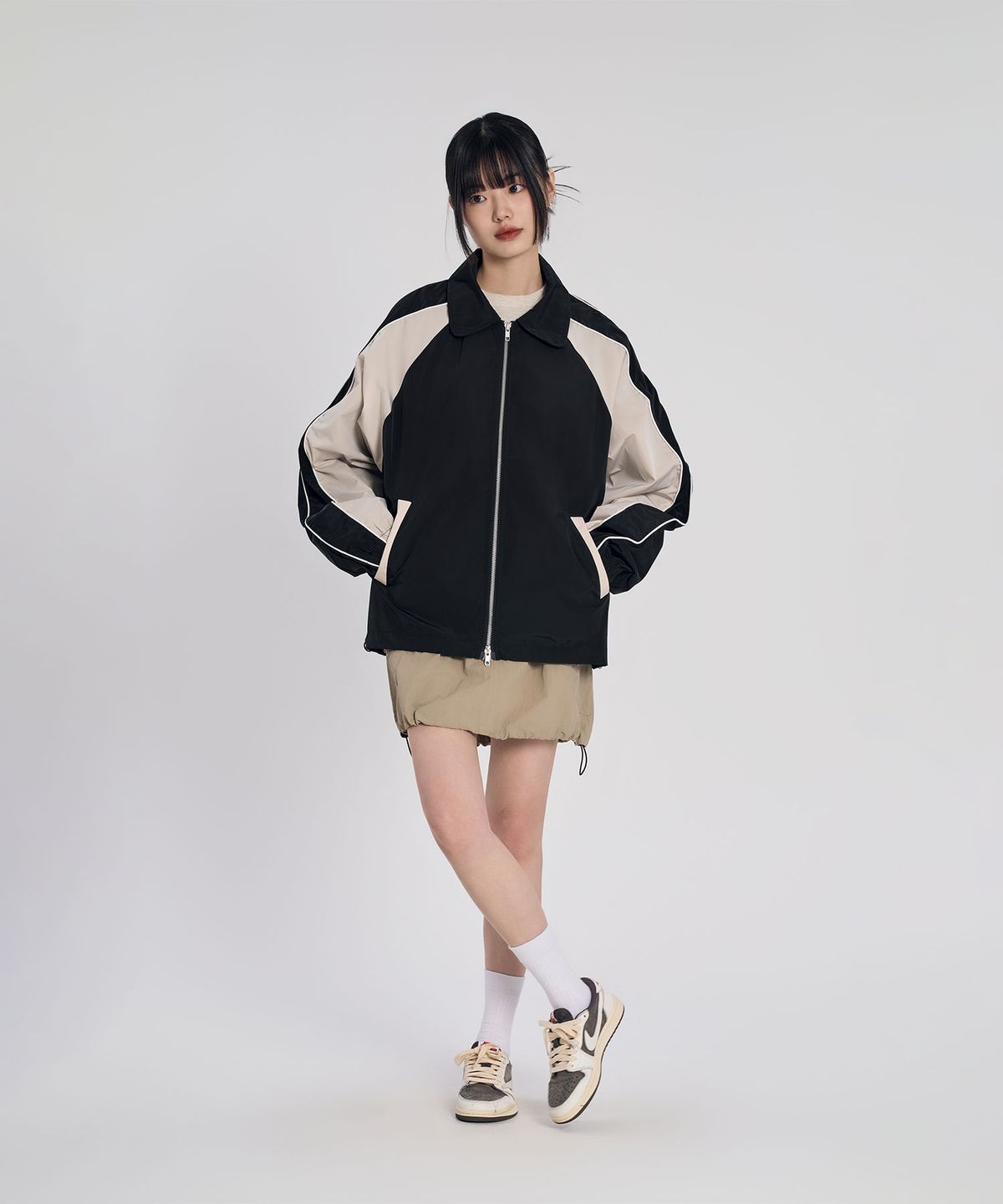 슬로우 레코드 하우스(SLOW RECORD HOUSE) 나일론 카고 미니 스커트_베이지