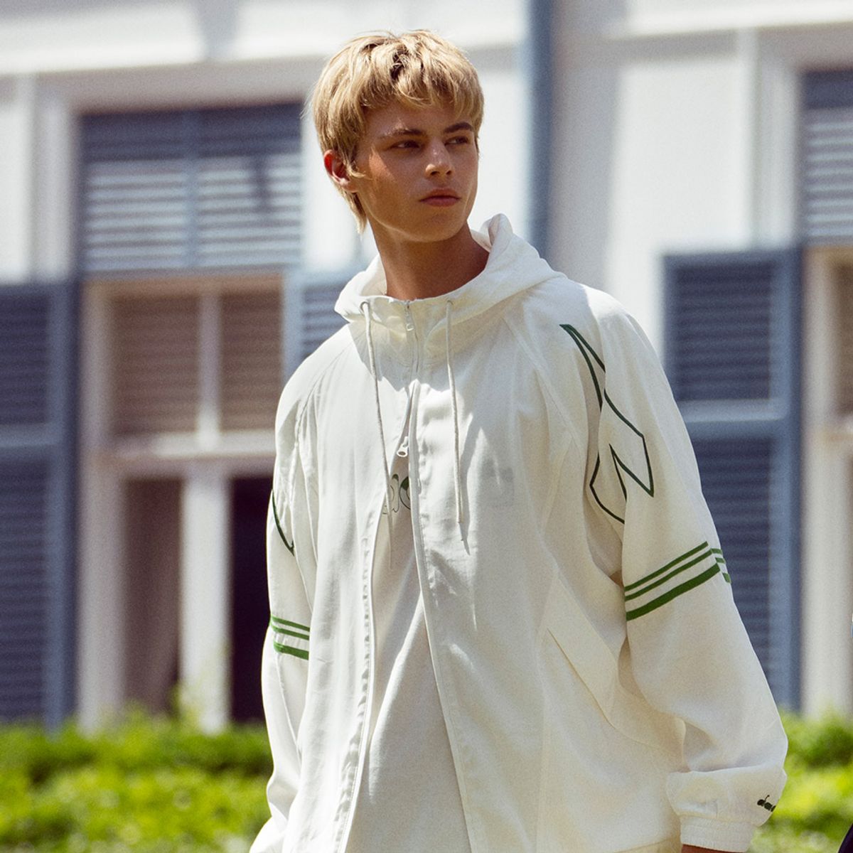 디아도라(diadora) 몬텔로 벤토 후드 자켓 IVORY