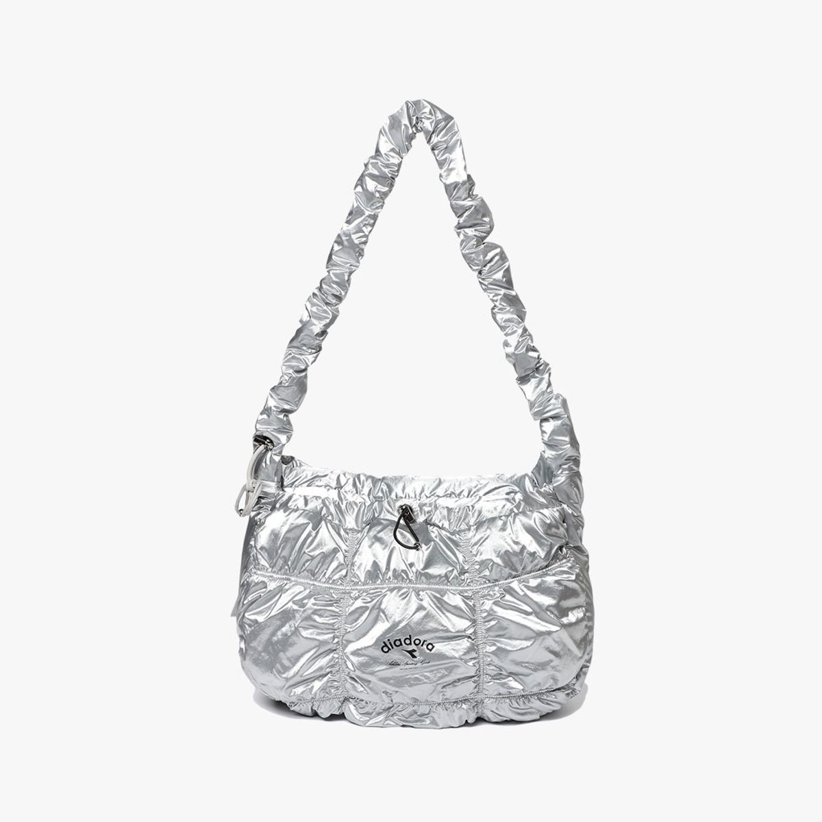 디아도라(diadora) 글로시 셔링 패디드백 SILVER