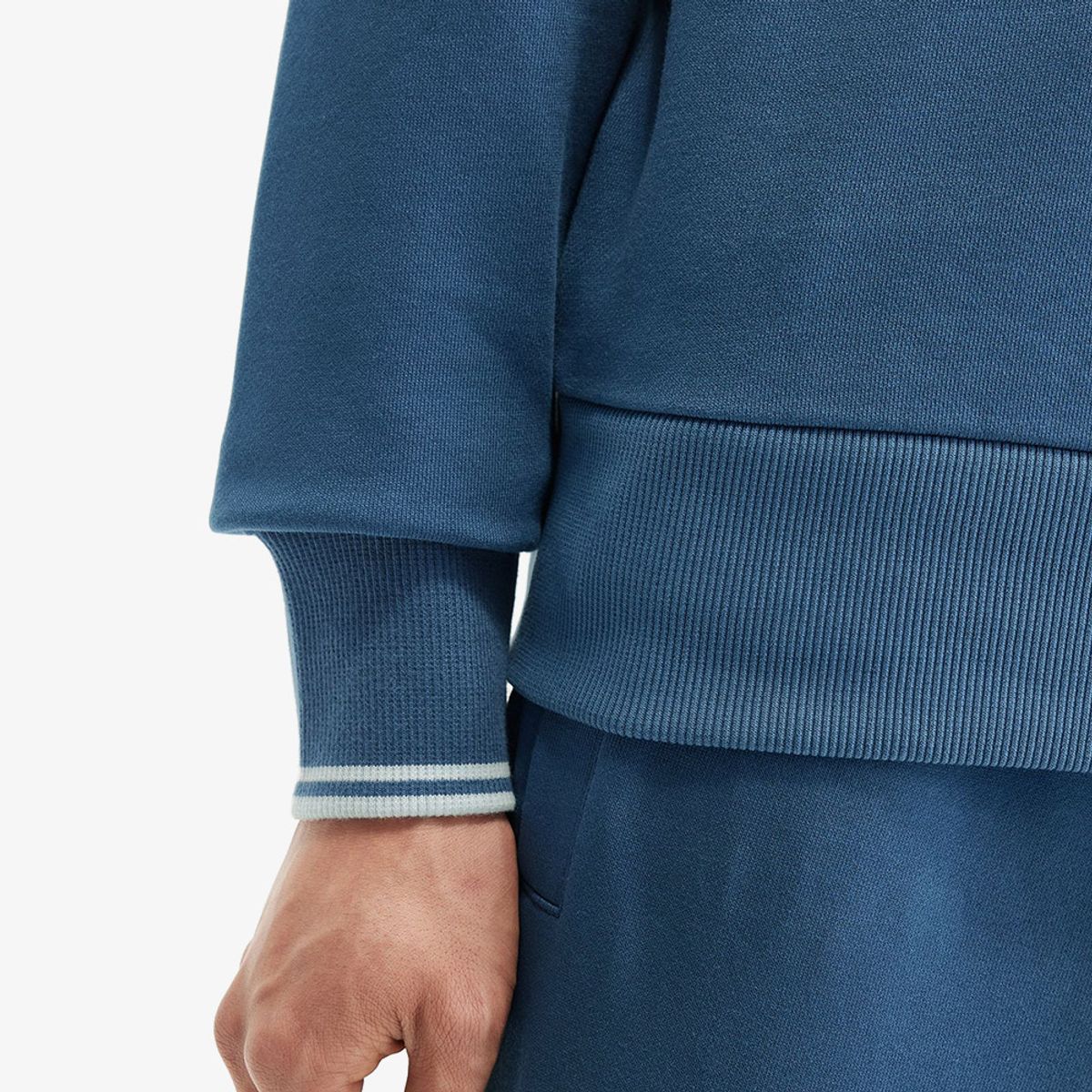 프레드페리(FRED PERRY) [Baseline] 크루넥 스웨트셔츠(V06) AFPM2417535-V06