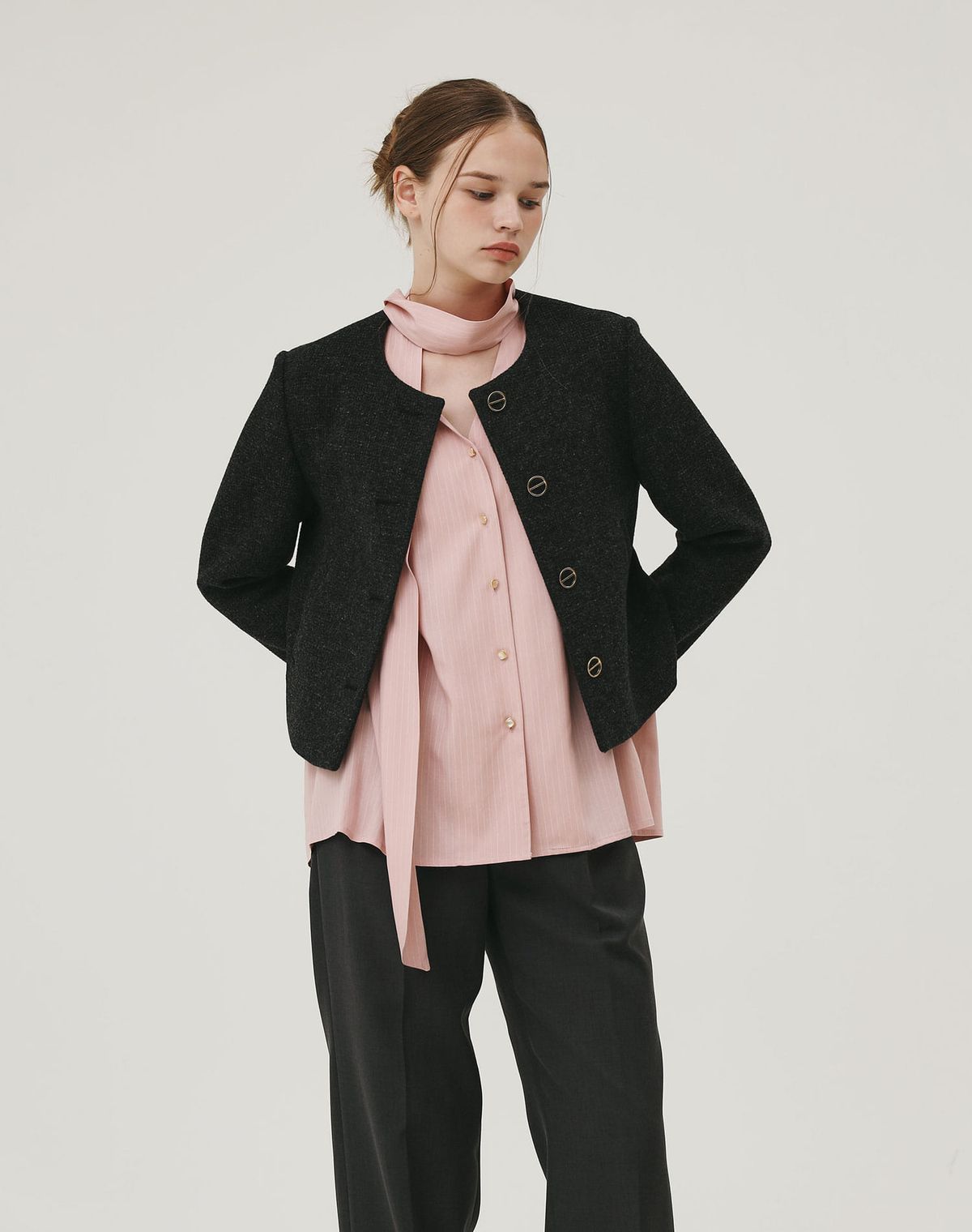 지에마르(GIEMAR) GOLD BUTTON WOOL SHORT JACKET CHARCOAL