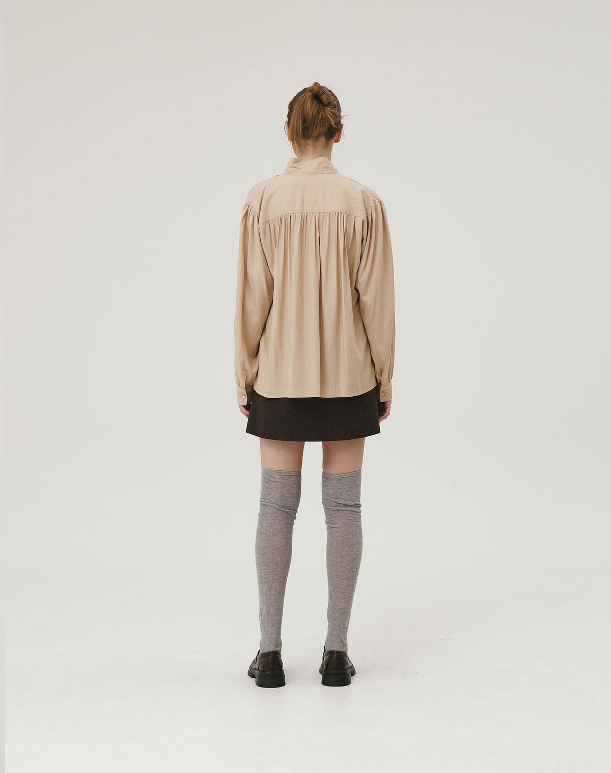 지에마르(GIEMAR) STRIPE TIE BLOUSE  BEIGE
