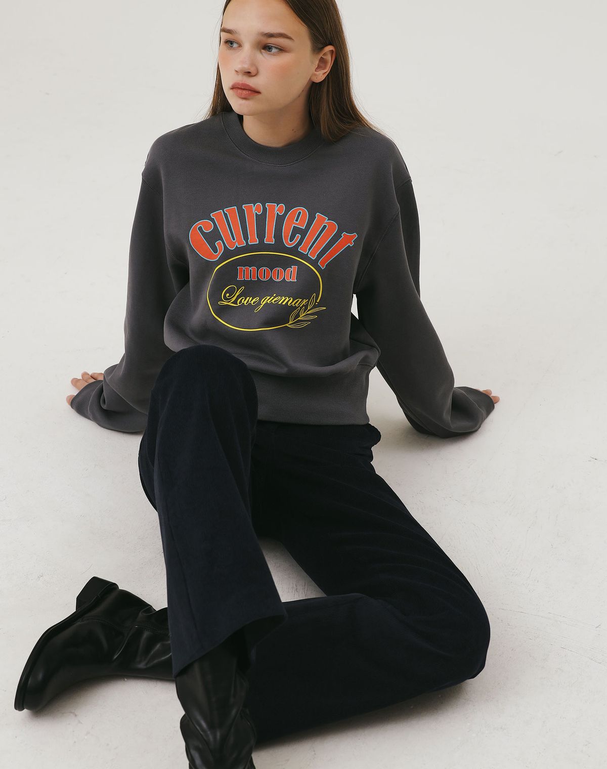지에마르(GIEMAR) CURRENT MOOD CROP TEE CHARCOAL