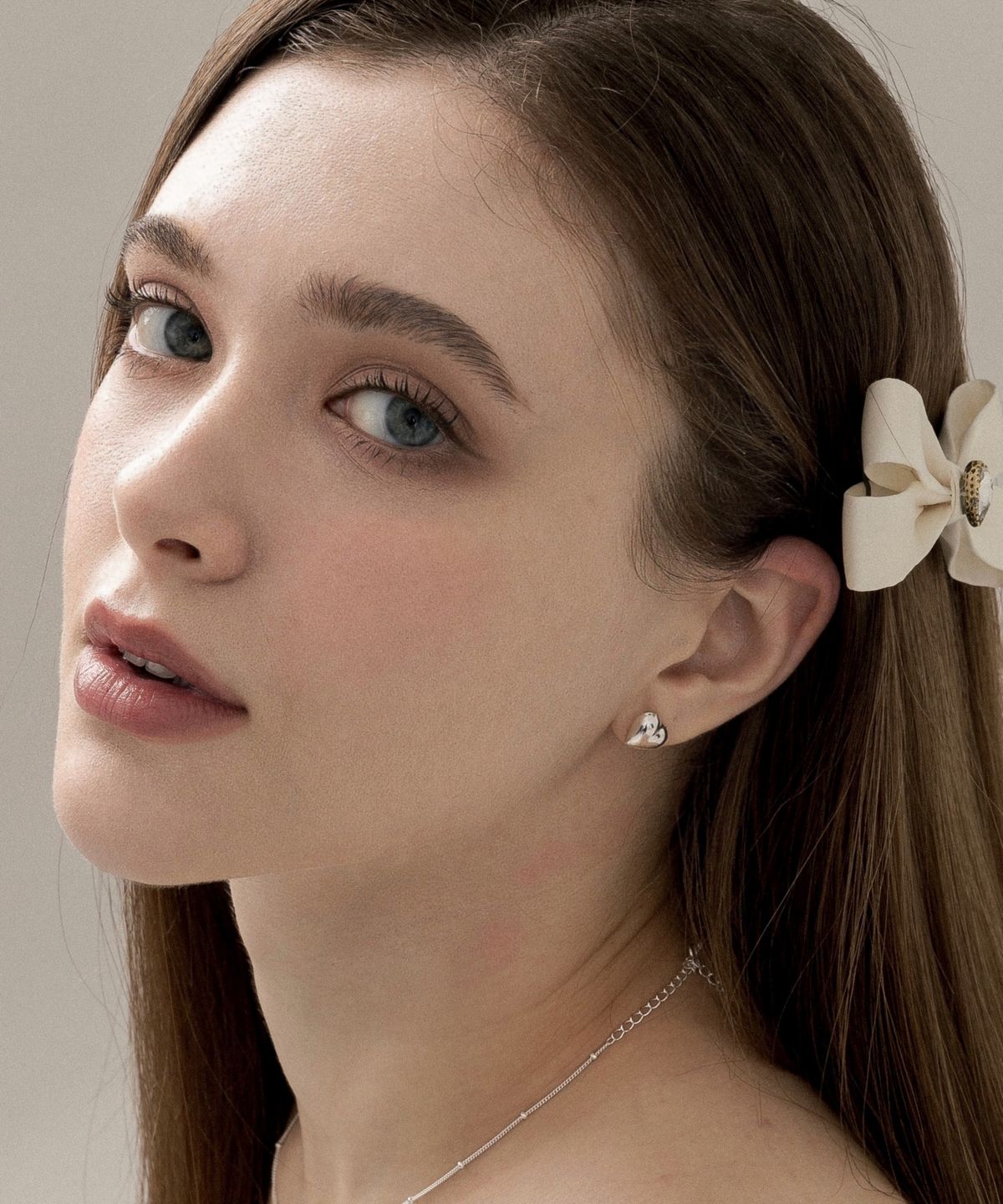 릴리코리(LILYKORI) 925 Silver Mini Heart Stud Earrings