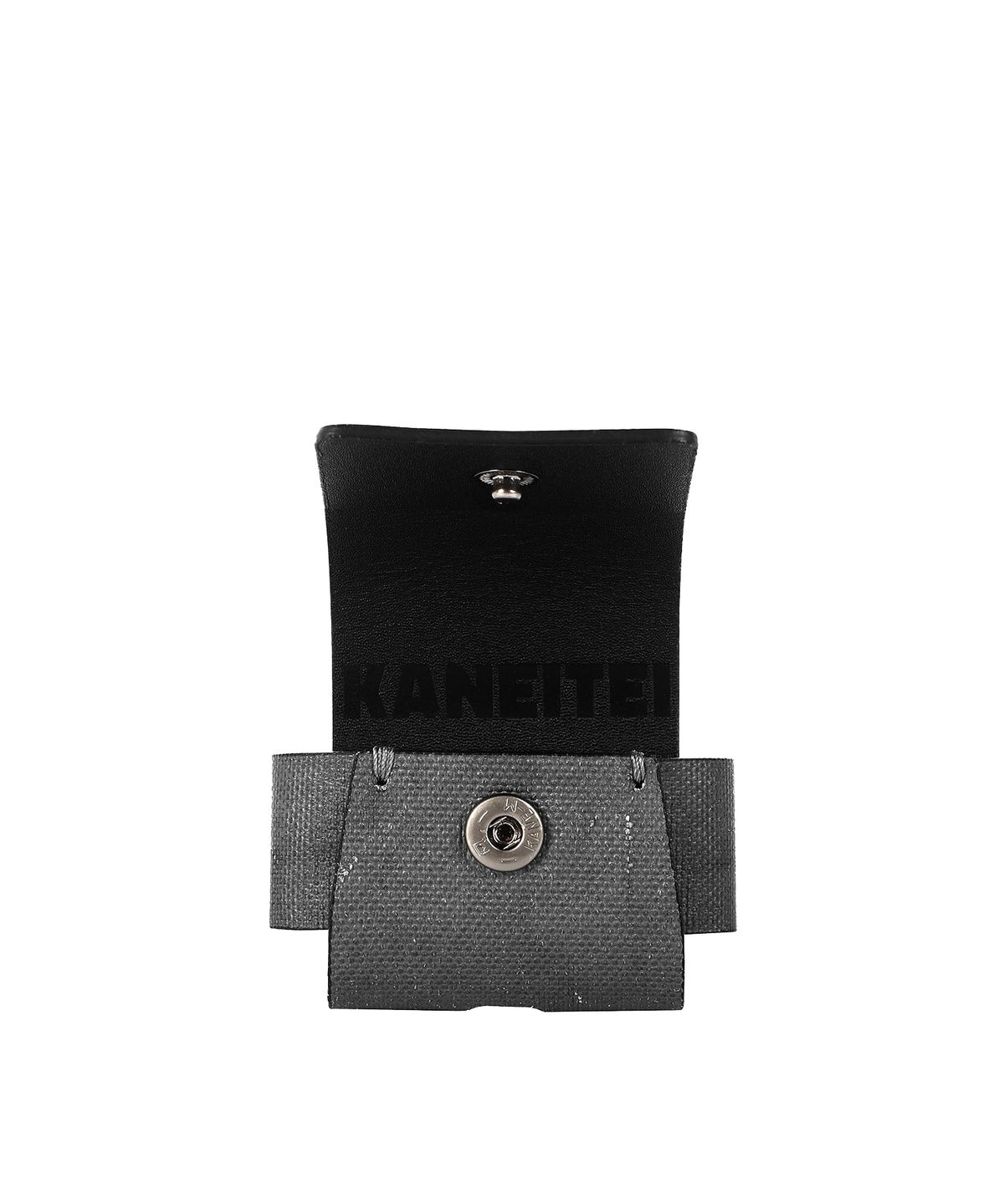 카네이테이(KANEITEI) AIRPODS CASE (GRAY) / UPCYCLED