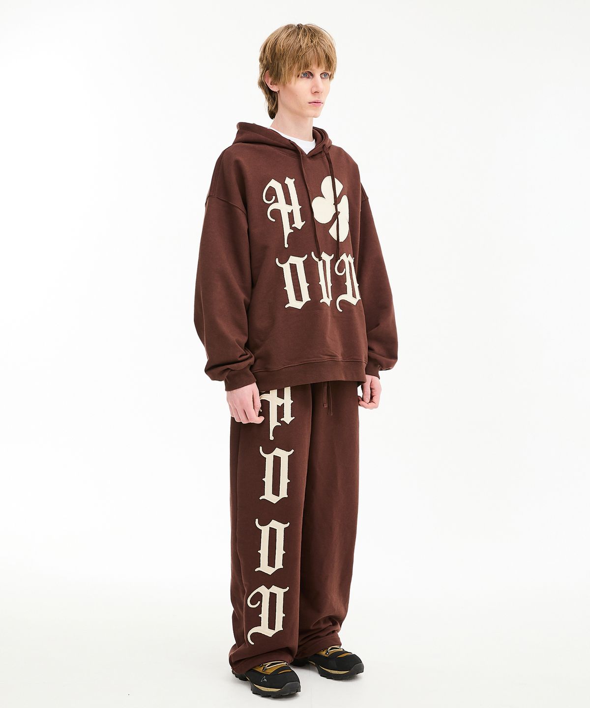 후드후드(HOODHOOD) HOOD 로고 아플리케 후드 브라운