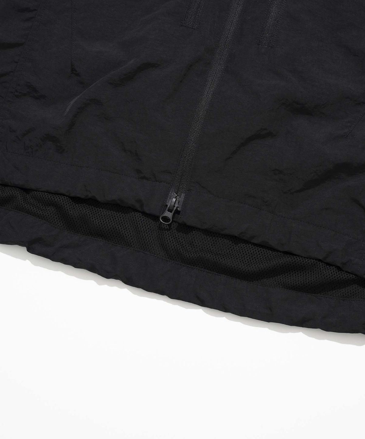 리트리버클럽(RETRIEVER CLUB) STAR LOGO WINDBREAKER [BLACK]
