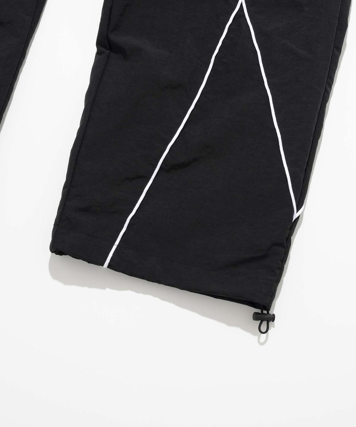 리트리버클럽(RETRIEVER CLUB) WHITE LINE NYLON PANTS [BLACK]
