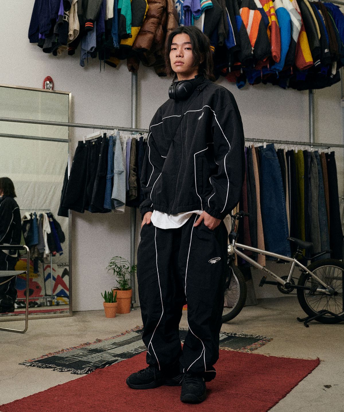 리트리버클럽(RETRIEVER CLUB) WHITE LINE NYLON PANTS [BLACK]