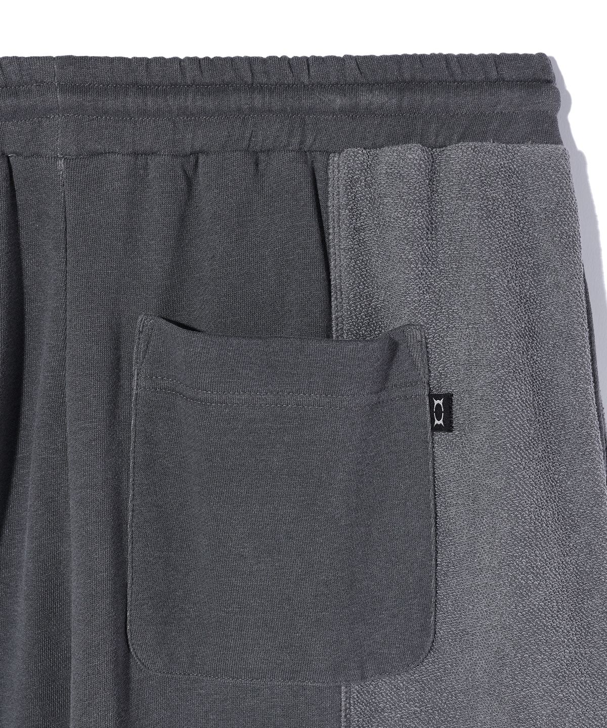 크리틱(CRITIC) INCISION PIGMENT JOGGER SWEATPANTS CHARCOAL