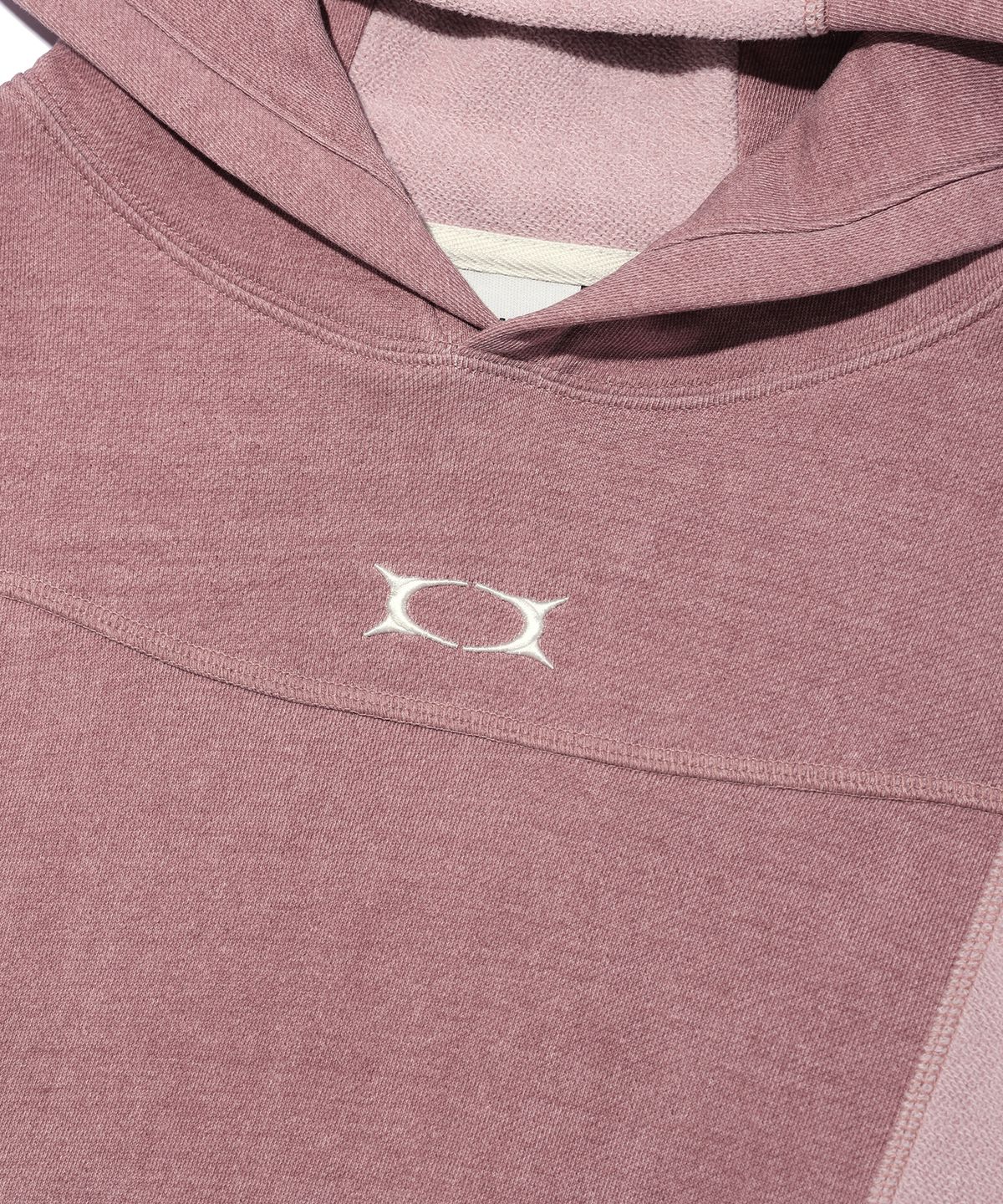 크리틱(CRITIC) CROP INCISION HOODIE PINK