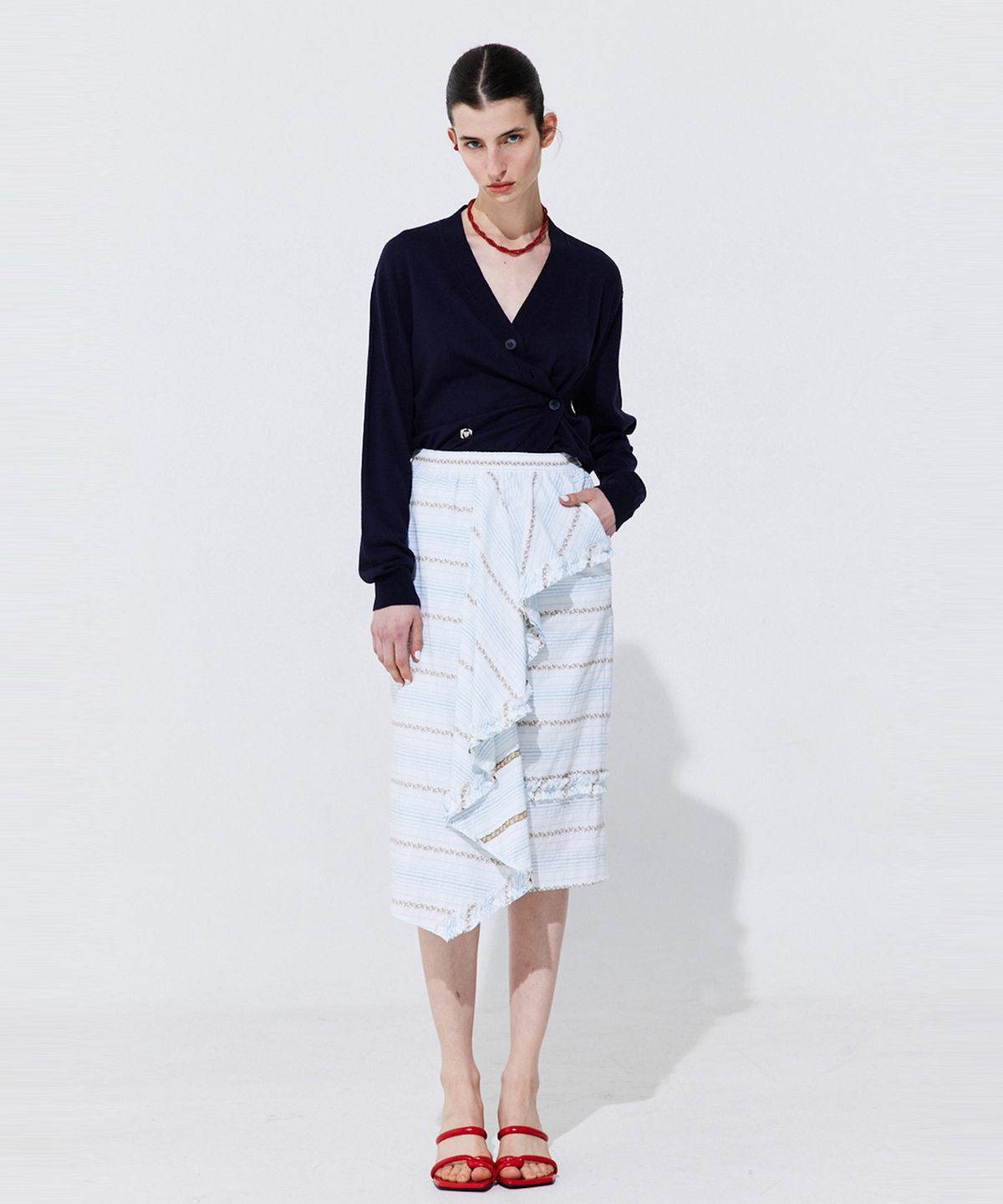 분더캄머(WNDERKAMMER) Floral Embroidery Banding Skirt_Light Blue (플로럴 엠브로이더리 밴딩 스커트_라이트 블루)