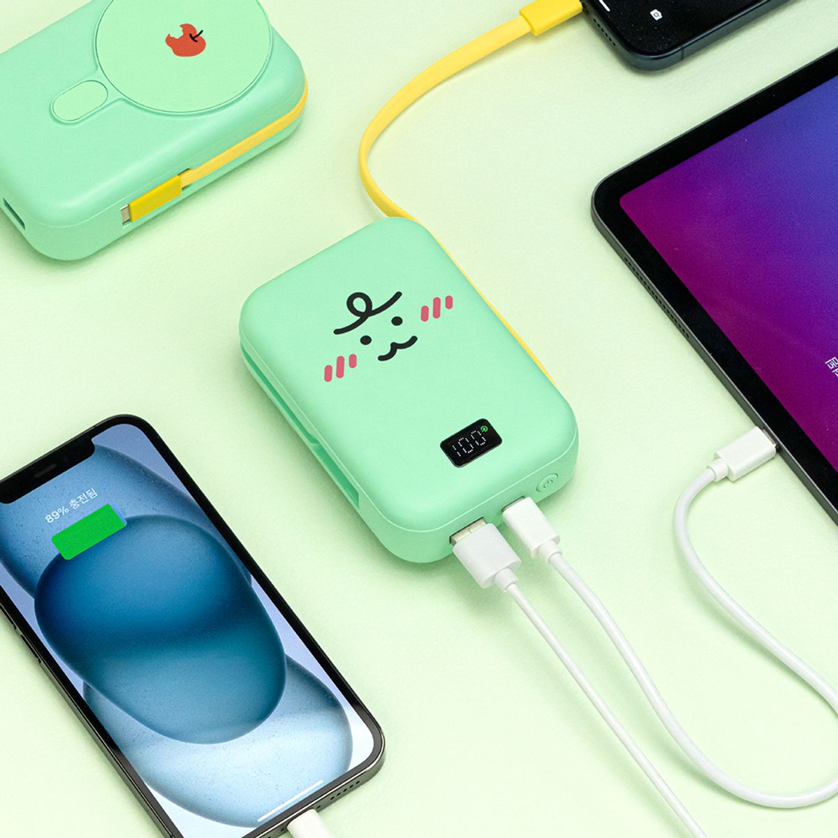 카카오프렌즈 파트너(KAKAOFRIENDS PARTNERS) 니니즈 케이블형 맥세이프 보조배터리 20,000mAh