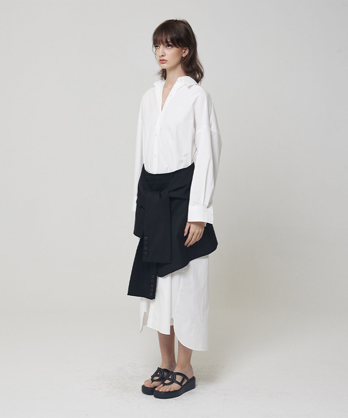 므아므(MMAM) Blazer crop layered cover-up