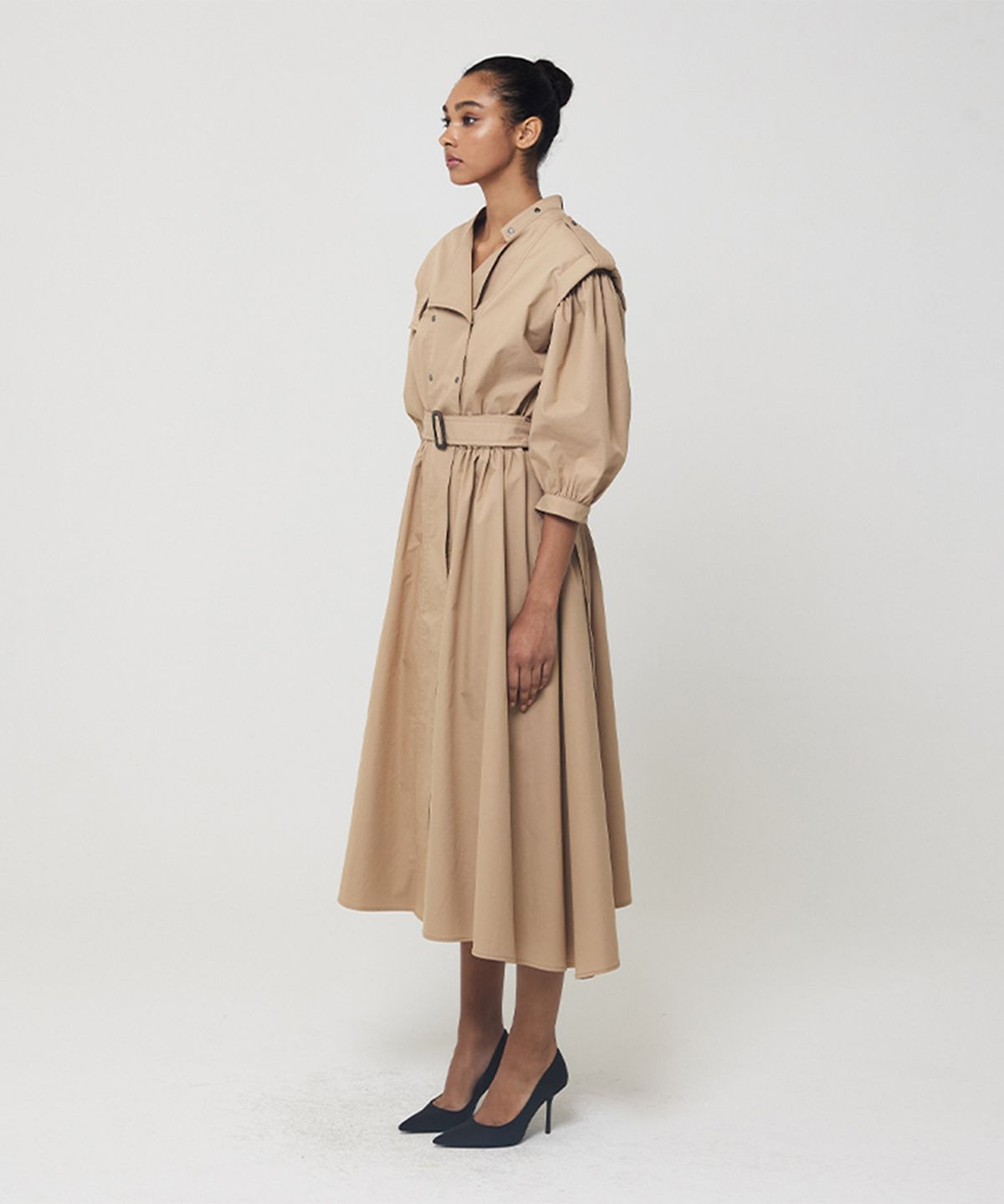 므아므(MMAM) Puff sleeve trench coat dress