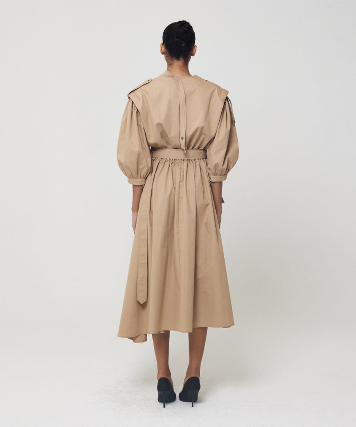 므아므(MMAM) Puff sleeve trench coat dress