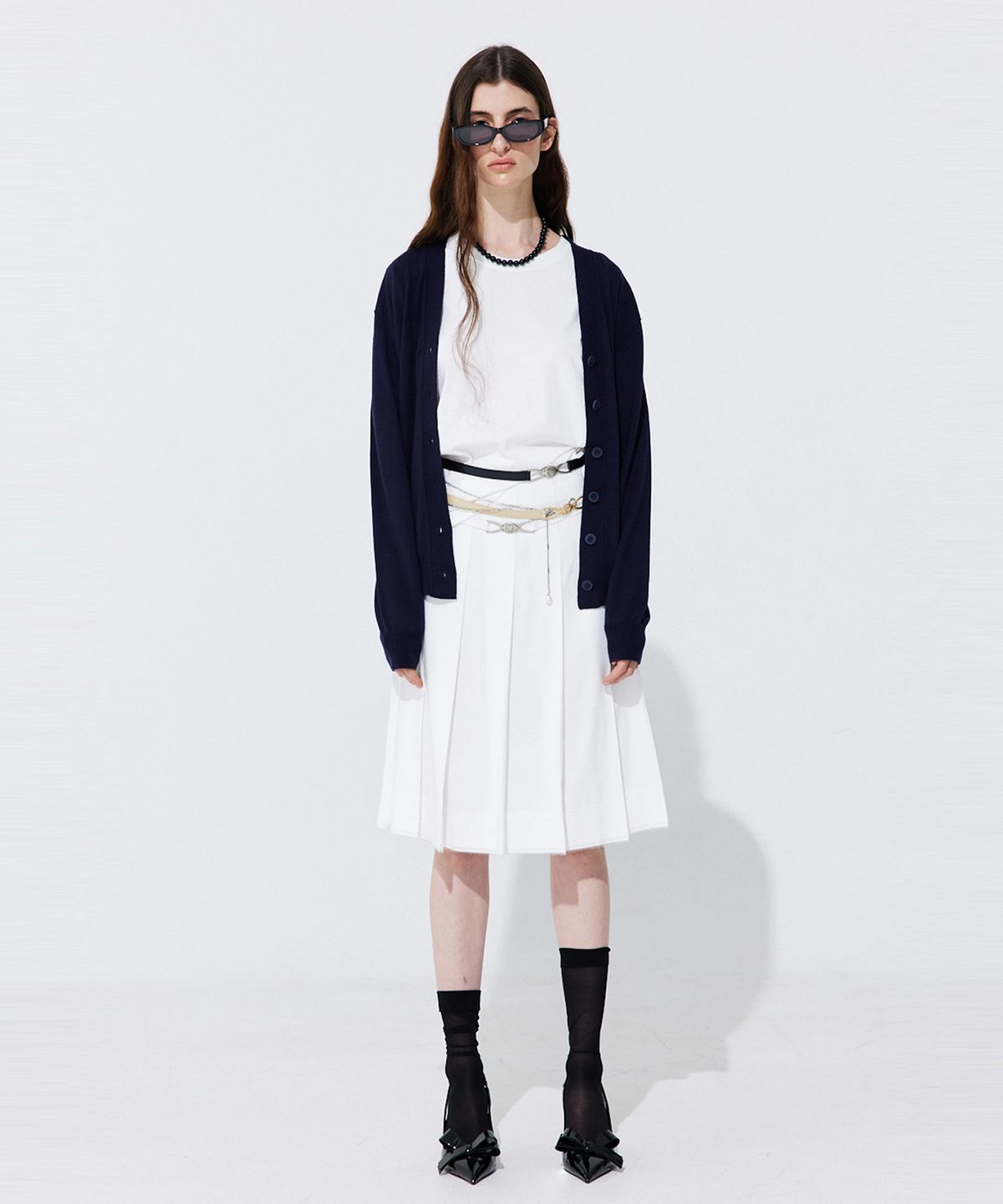분더캄머(WNDERKAMMER) Raw-cut Pleats Skirt_White (로우컷 플리츠 스커트_화이트)